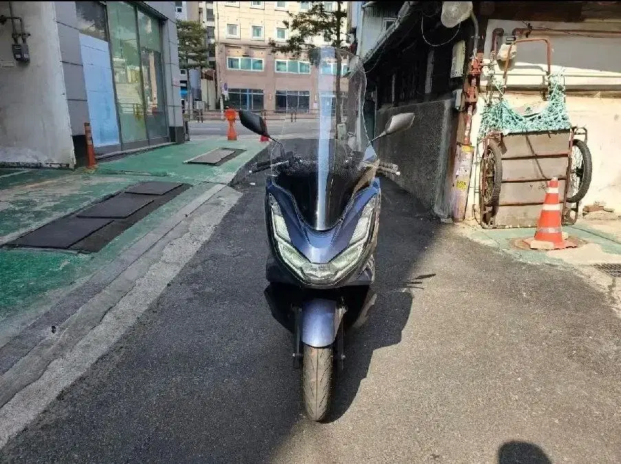 Pcx125 ABS 21년식 소모품 컨디션 괜찮은 바이크 판매